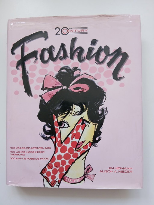 (W027) Moda del siglo XX: La historia visual de la moda en la publicidad