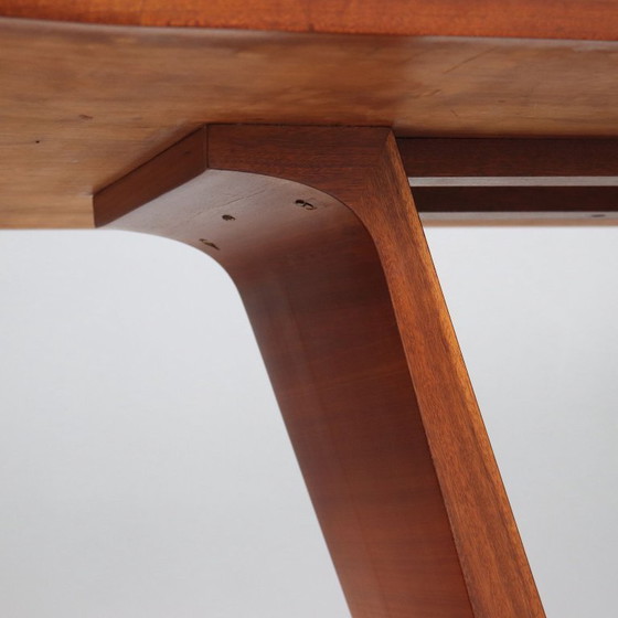 Image 1 of Tabelle aus den 1950er Jahren