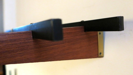 Garderobenständer aus Messing und Teakholz mit 7 verschiebbaren Haken, 1960er Jahre – kapstokken, Wood (photo 2 of 9)