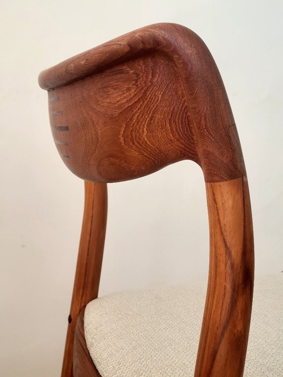 Set of 2 Johannes Andersen Dining chairs for Uldum Møbelfabrik – Wood, Vintage (photo 7 of 11)