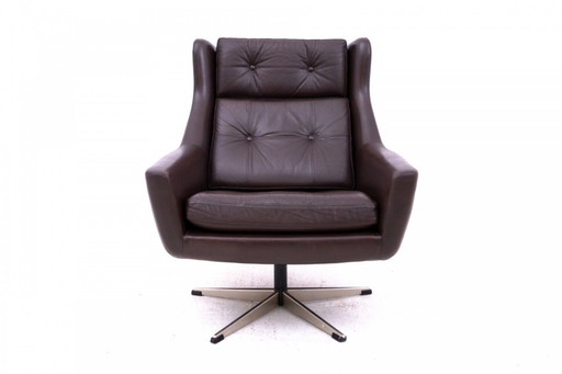 Danish "Siesta" Armchair, Erhardsen and Andersen, Denmark.