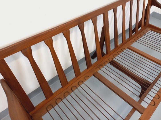 Image 1 of Arne Wahl Iversen voor Komfort 3-zits Scandinavische vintage bank in teak en stof uit de jaren 60