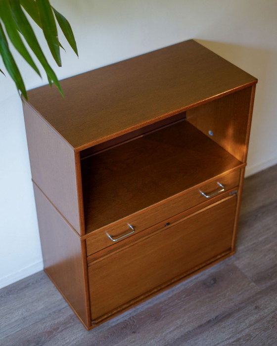 Vintage Kinnarps cabinet | Swedish design | 60s/70s – Sideboard, Wood (photo 4 of 11)