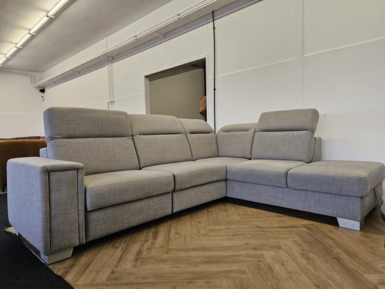 Image 1 of Henders & Hazel - Divano angolare regolabile elettricamente