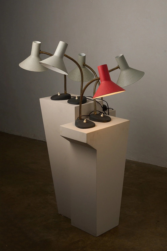 Mid-Century Adjustable Brass and Red Textured Lacquer Table Lamp, Aluminium, Cast Iron, Mid Century Modern (photo 5 of 5)