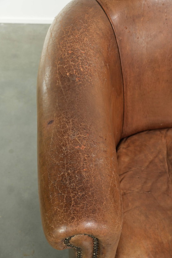 2x Grand Fauteuil Club Robuste en Cuir de Mouton Vintage avec une Belle Patine – Leather (photo 7 of 14)