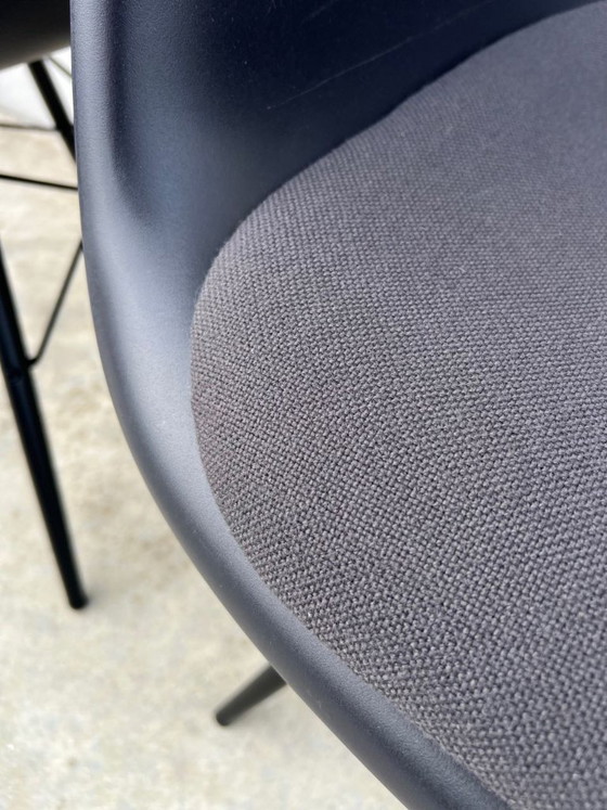 4x Vitra Eames DAW armchair – Dining chairs, Wood, Plastic (photo 11 of 16)