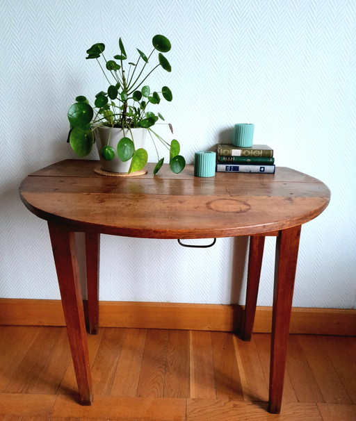 Antieke ronde notenhouten tafel met kleppen