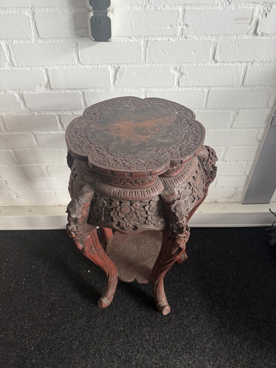 Image 1 of Support à plantes vintage en bois dur sculpté chinois