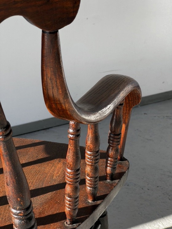 Image 1 of Vintage Windsor armchair in turned and carved wood