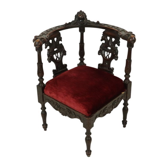 Image 1 of Fauteuil d'angle ancien en chêne italien de style Renaissance