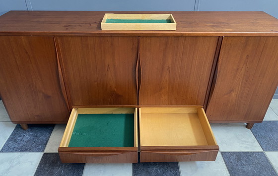 Image 1 of Buffet haut en teck danois de Lyby Mobler, années 1960