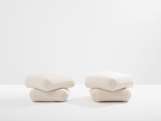 Image 1 of Jacques Charpentier per Maison Jansen coppia di pouf in alpaca bianca anni '70
