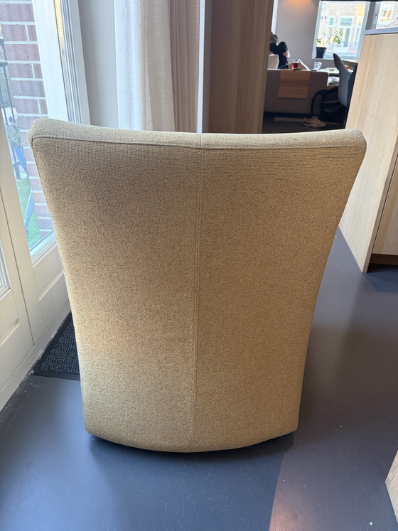 Image 1 of 2 Leolux Kilenge stoelen