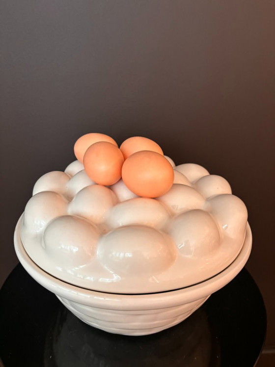 Image 1 of Vintage Italiaanse Majolica eierterrine met deksel 