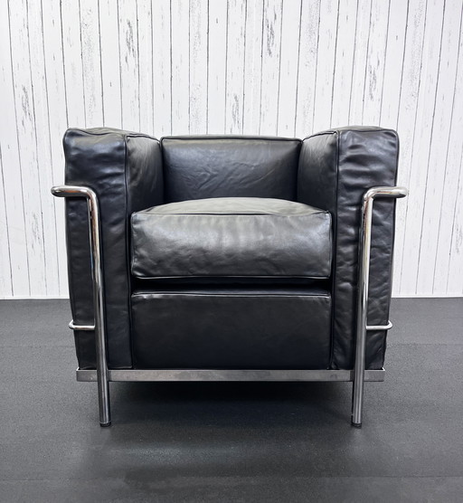 Lc2 Chair Le Corbusier, Cassina, Charlotte Perriand Seats