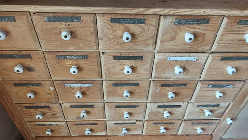 Gabinete de boticario original