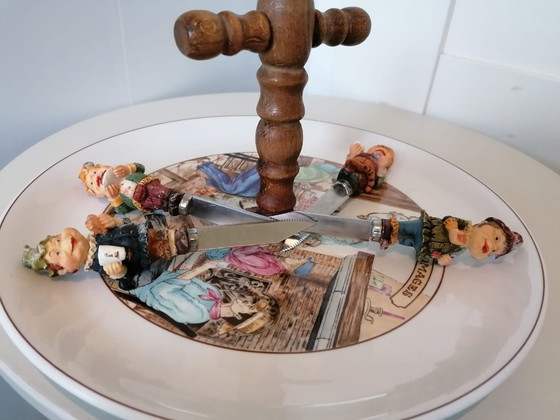 Image 1 of `Pillivuyt Cheese Board + 4x Efteling Laaf Cheese Knives 2000`