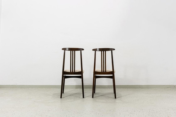 Image 1 of VENTE Ensemble de 4 chaises de salle à manger de M. Zieliński, années 1960