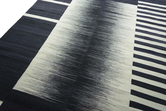 Image 1 of Hand-woven designer kilim - 323 X 220 Cm - New - Black and white