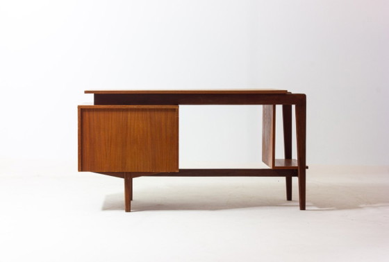 Schrijftafel uit het midden van de 20e eeuw – Bureau, Wood (photo 8 of 15)