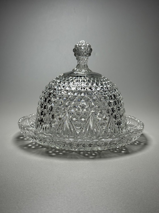 Image 1 of Campana para queso/mantequilla de vidrio prensado estilo Art Déco – Verreries de Scailmont, Bélgica, década de 1930