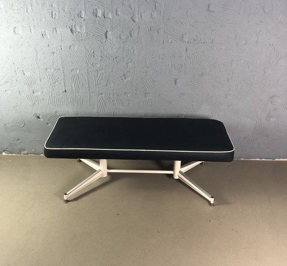 Image 1 of Banco estilo Cal