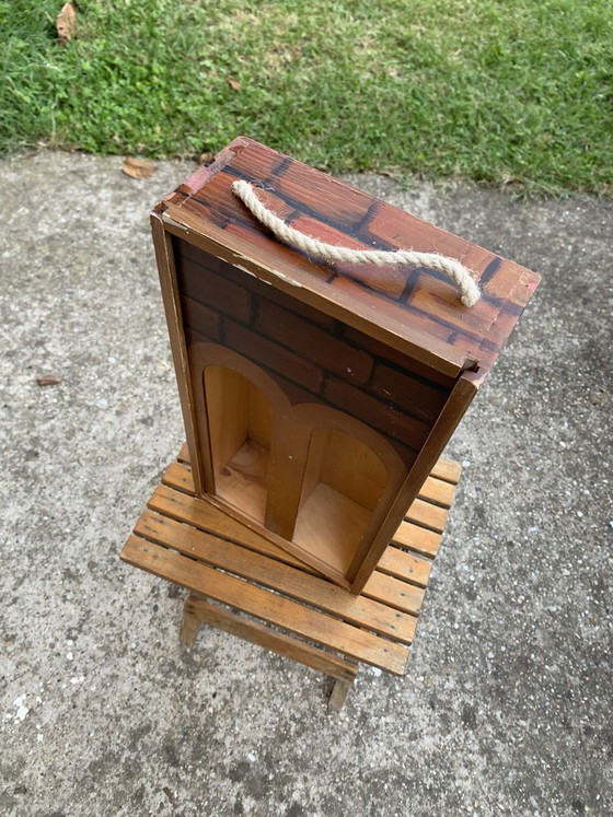 Hölzerner handbemalter Weinflaschenhalter, 2010er – Weinregale (photo 2 of 5)