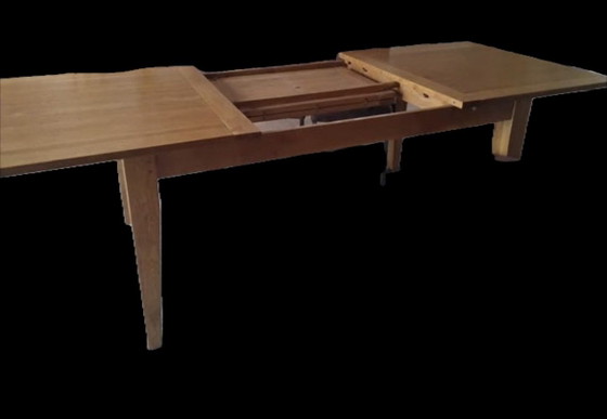 Image 1 of Plain oak extendable table
