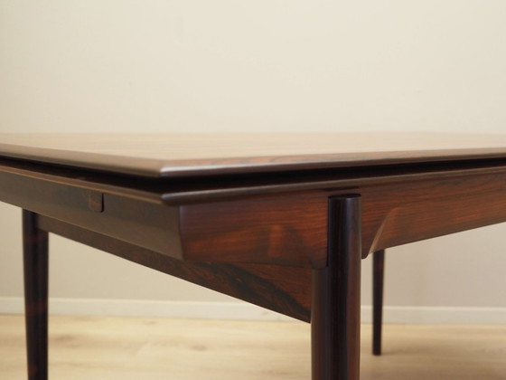 Image 1 of Table en bois de rose, design danois, années 1970, production : Danemark