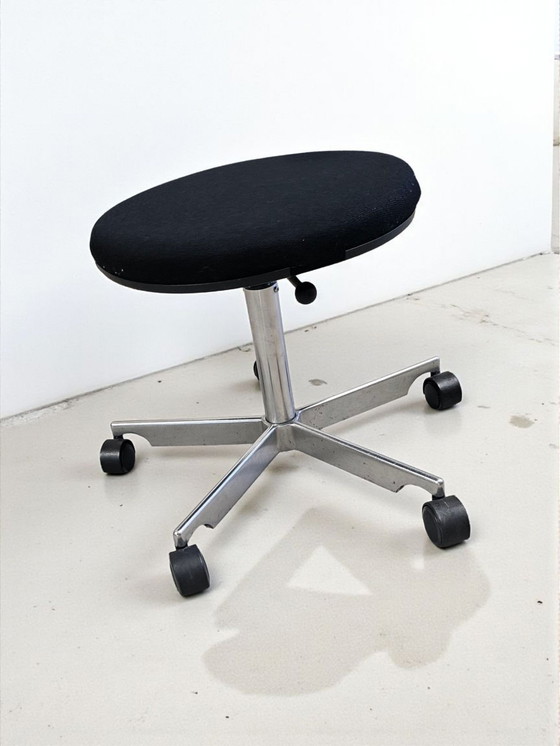 Image 1 of Design Bauhaus Fritz Hansen Büro Arbeits Rollhocker Hocker Stuhl Made in Denmark Arbeitshocker