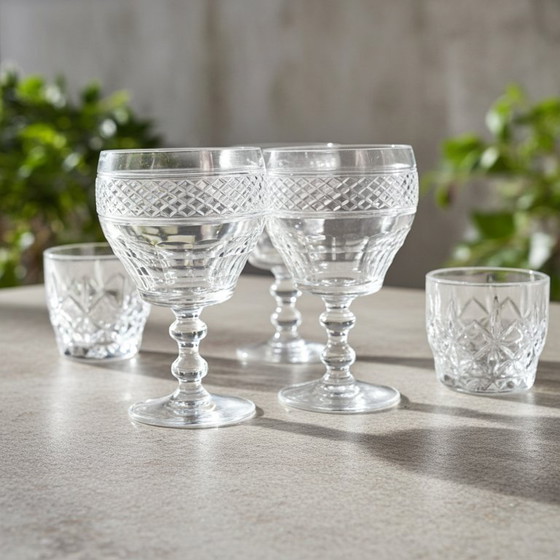 Image 1 of Set of 2 Georgian Crystal Wine Glasses with Trianon pattern