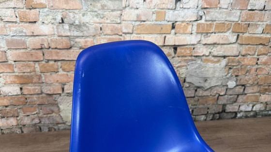 Image 1 of 10x Vitra DSS blau