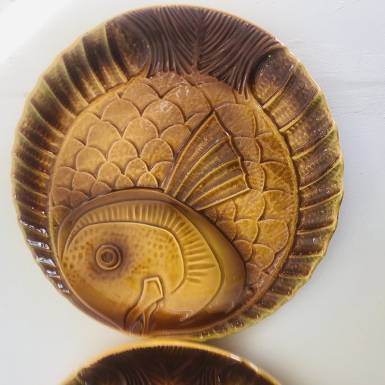 Image 1 of Lot de deux plats poissons Sarreguemines 