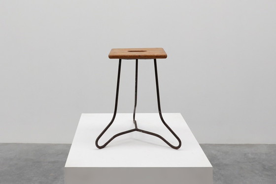 Image 1 of Sgabello industriale modernista in ferro e doghe di quercia, Francia, ca. 1910