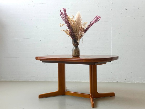 Image 1 of Eleganter Lübke Ausziehtisch aus Kirschholz – zeitloses Design und hochwertige Verarbeitung