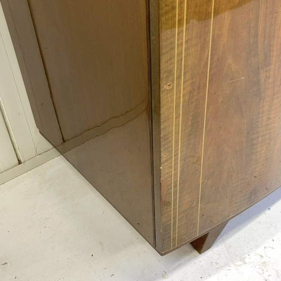 Image 1 of Armadio vintage anni Sessanta a 4 ante in stile metà secolo, con ampi spazi per appendere i vestiti e ripiani.