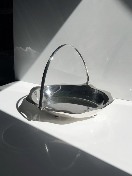 Vintage Italian Silver-Plated Serving Dish with Folding Handle, Serving Basket on Ball Feet, Silver Plate (photo 5 of 5)