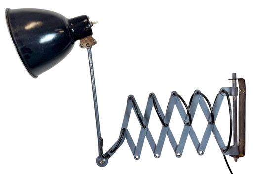 Zwarte industriële Sovjet-wandlamp in schaarvorm, jaren 60