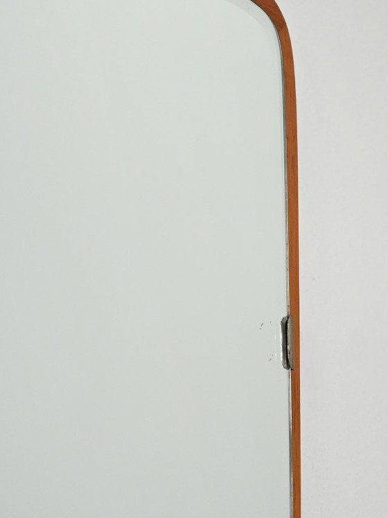 Image 1 of Scandinavische, licht bolle, rechthoekige teakhouten spiegel van "Kron".