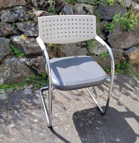 Image 1 of Vitra Visavis VisaSoft cantilever chair – leather, very good condition