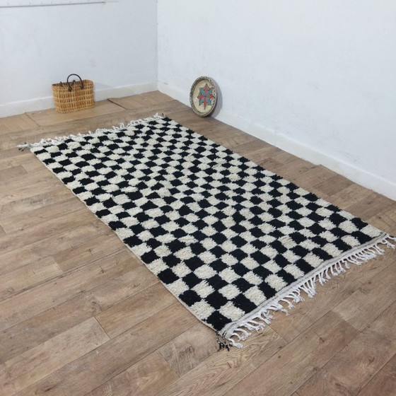 Image 1 of Checkered Berber Rug – Moroccan Wool Rug | 245 × 145 cm