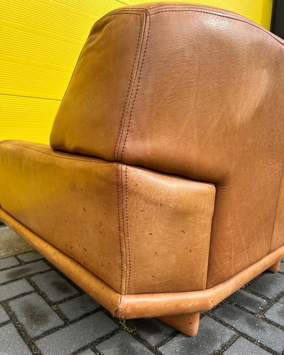 Image 1 of Fauteuil lounge vintage en cuir cognac