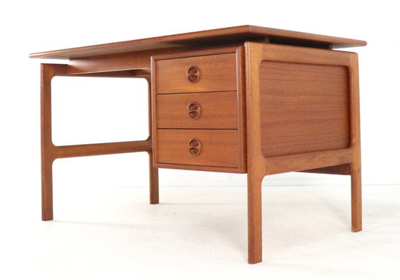 Image 1 of Vintage Danish Gasig mobler lady's desk desk