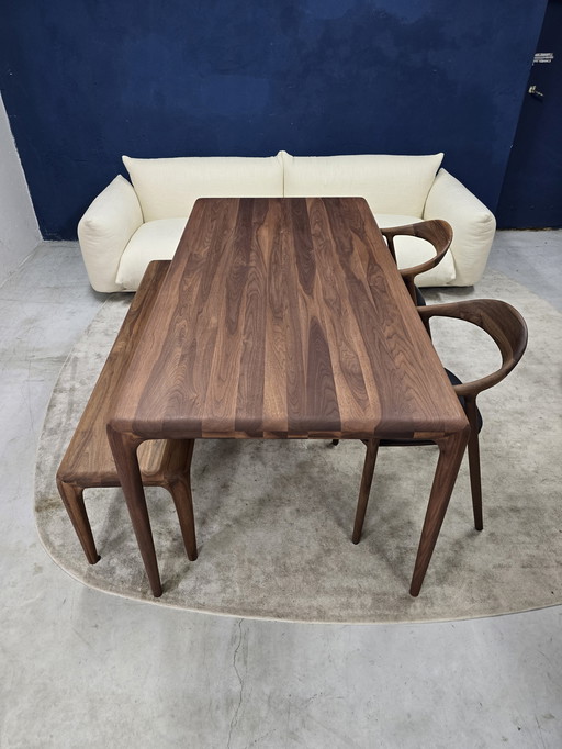 Artisan table Latus + banc + chaises Neva