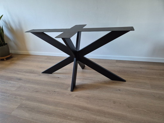 Image 1 of table à manger ovale