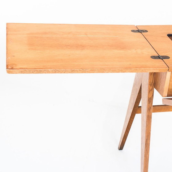 Consolle o tavolino vintage. Gambe oblique in rovere - Francia anni '60 – Console, Wood (photo 7 of 13)