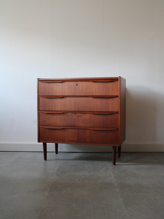 Image 1 of Cassettiera danese vintage in teak