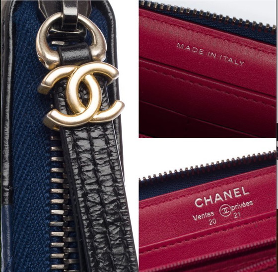 Image 1 of Accessoire CHANEL en Cuir Bleu Marine - 103258