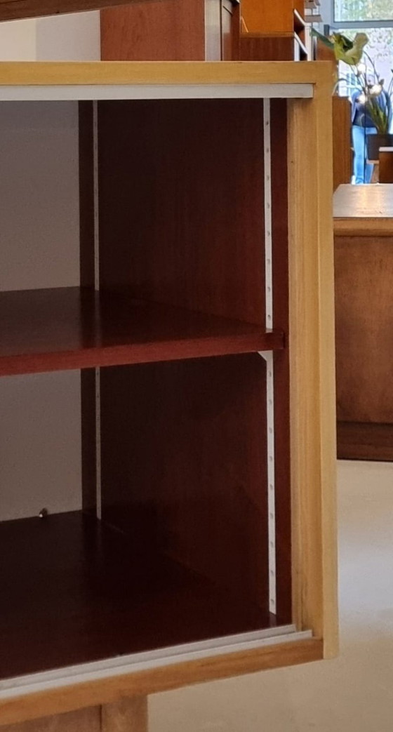 Image 1 of jaren 70 dressoir